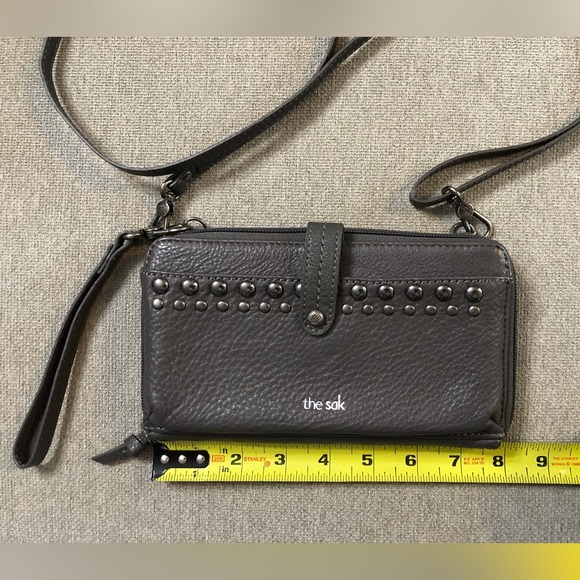 The Sak grey wristlet with shoulder strap - Picture 5 of 7